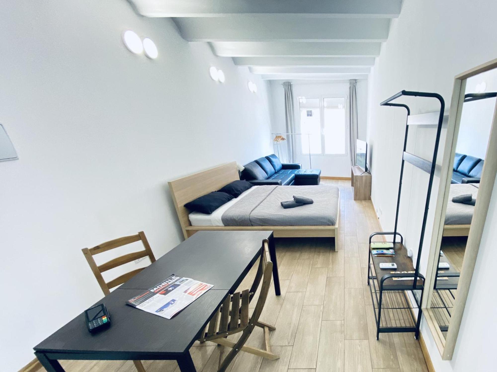 バルセロナApl Sants Lofts Bcn Fira Camp Nouアパートメント エクステリア 写真